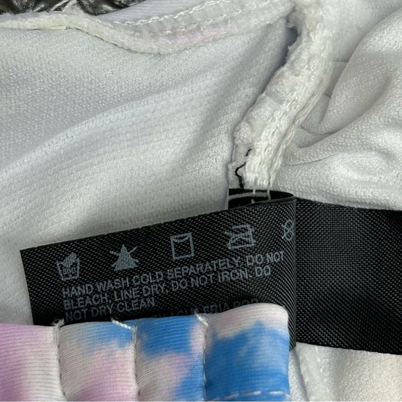 NWT Women’s Size Medium Hurley Blue & Purple Tie Dye Monokini Logo Swimsuit - Picture 6 of 11